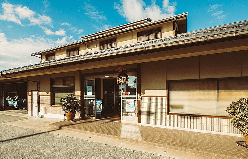 長岡酒店外観